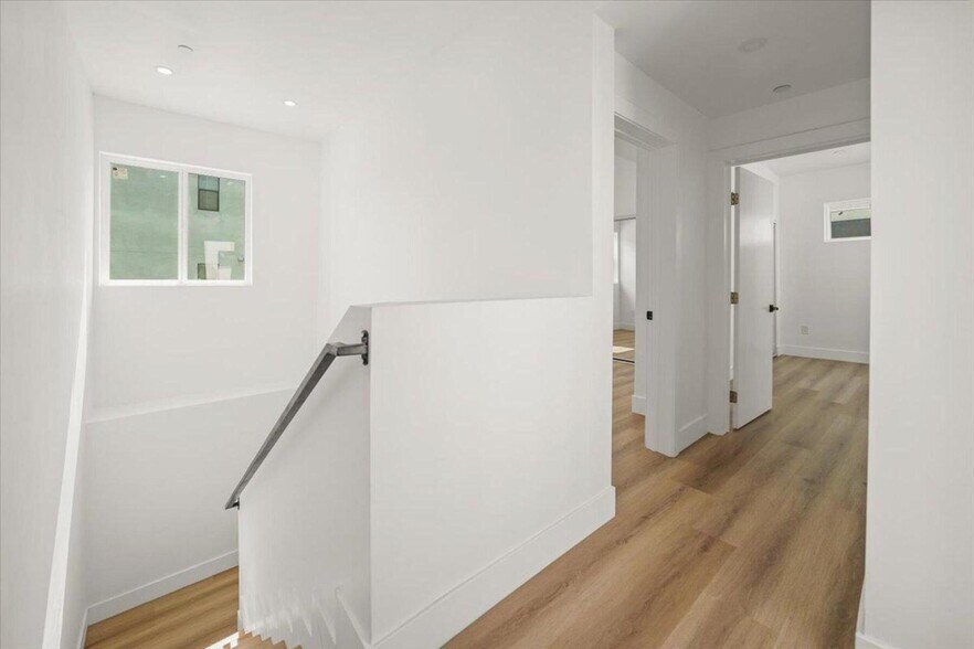 More Photos Of 910 Hudson ave, Los Angeles Apartments For Sale