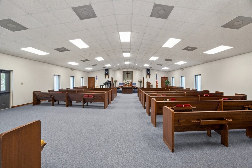 More Photos Of 11141 N Avenue L, La Porte Religious Facility For Sale