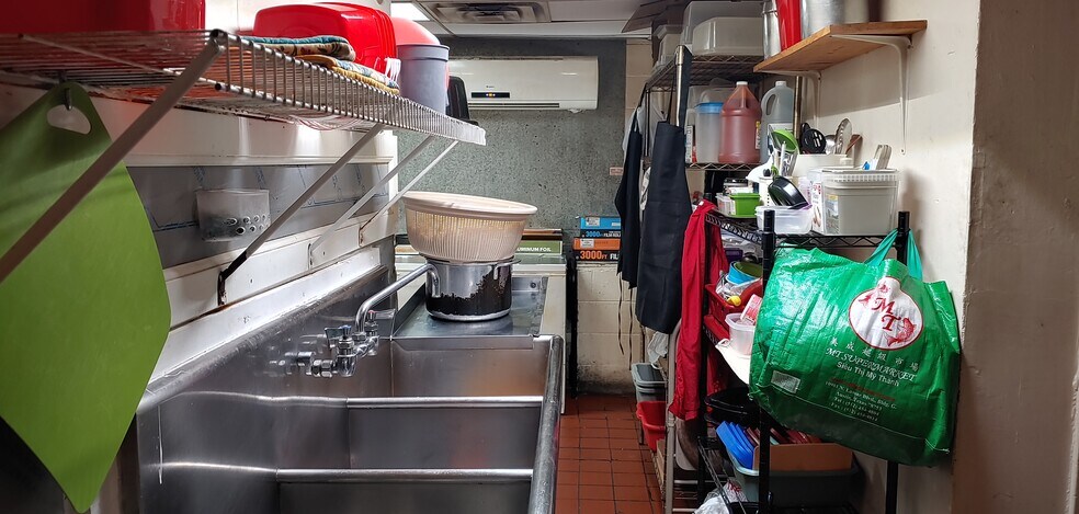 More Photos Of 2606 E Veterans Memorial Blvd, Killeen Restaurant For Sale