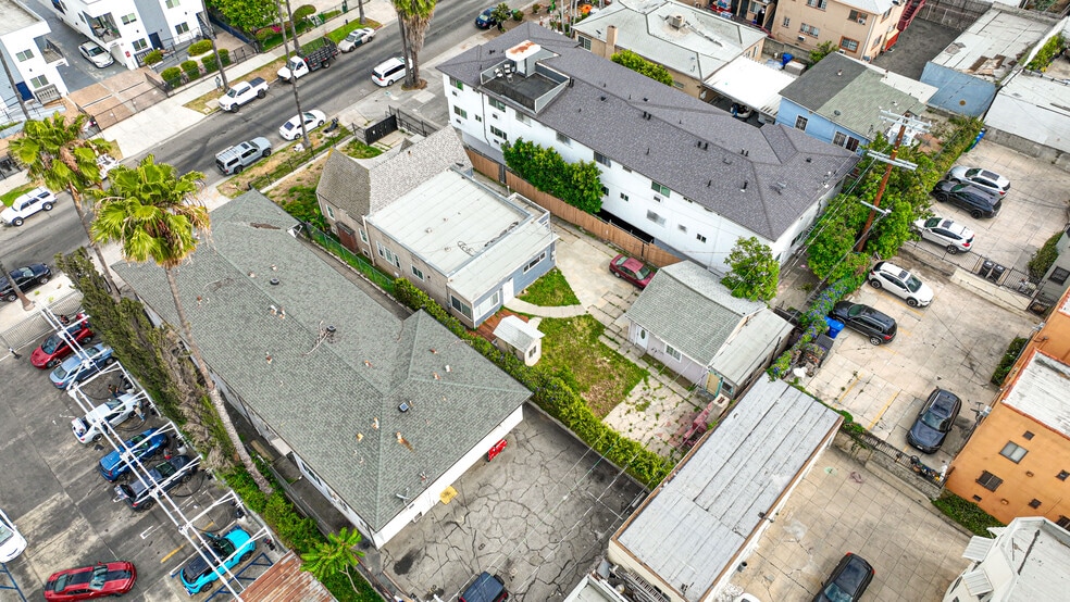 More Photos Of 241 N Catalina St, Los Angeles Land For Sale