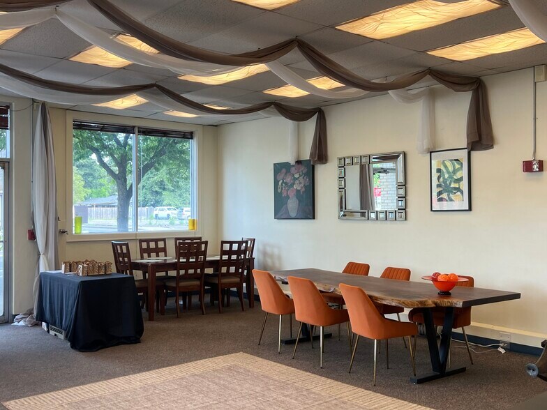 More Photos Of 502 Trade St, Amity Freestanding For Sale