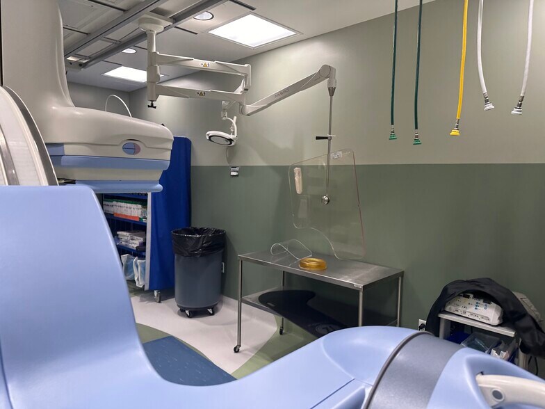 More Photos Of 77 S Dobson Rd, Chandler Medical For Sale