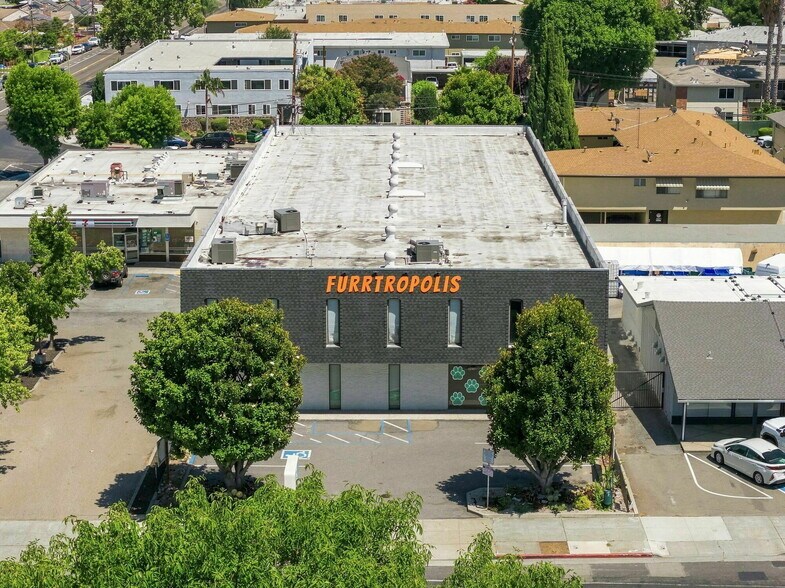 More Photos Of 902 S Bascom Ave, San Jose Industrial For Lease
