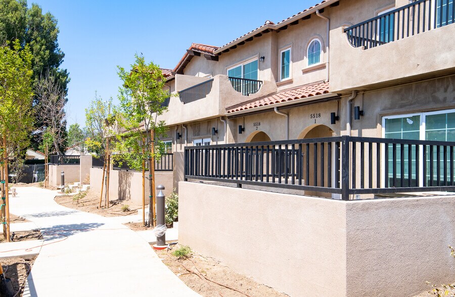 More Photos Of 5526 Los Angeles Ave, Simi Valley Apartments For Sale