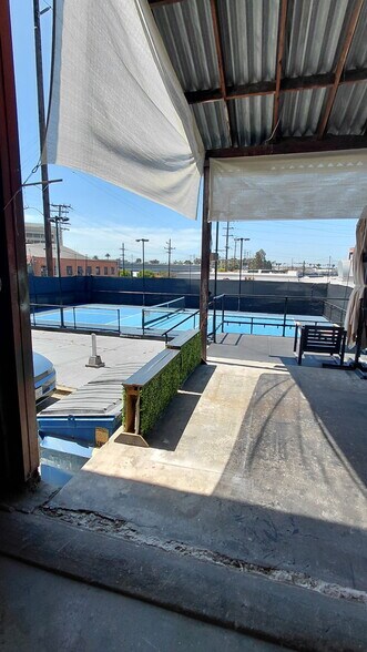 More Photos Of 401 N La Brea Ave, Inglewood Warehouse For Lease
