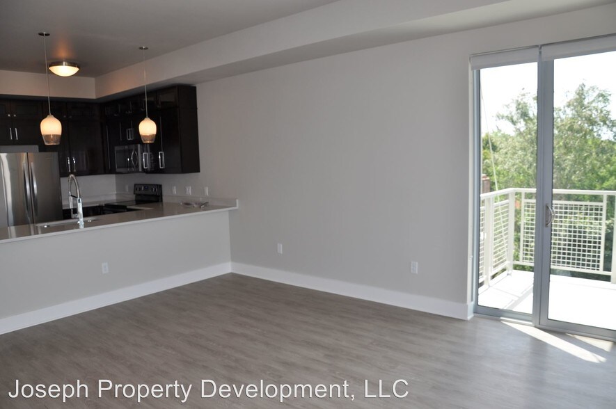More Photos Of 4175 N Oakland Ave, Shorewood Multifamily For Sale
