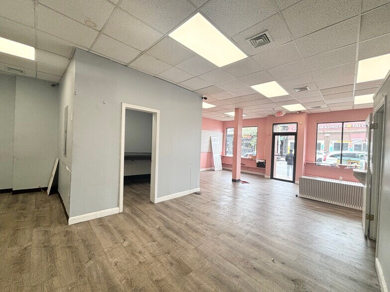More Photos Of 113-121 Ferry St, Malden Storefront Retail Residential For Lease