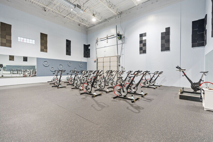 More Photos Of 2905 Lexington Ave S, Eagan Flex For Sale