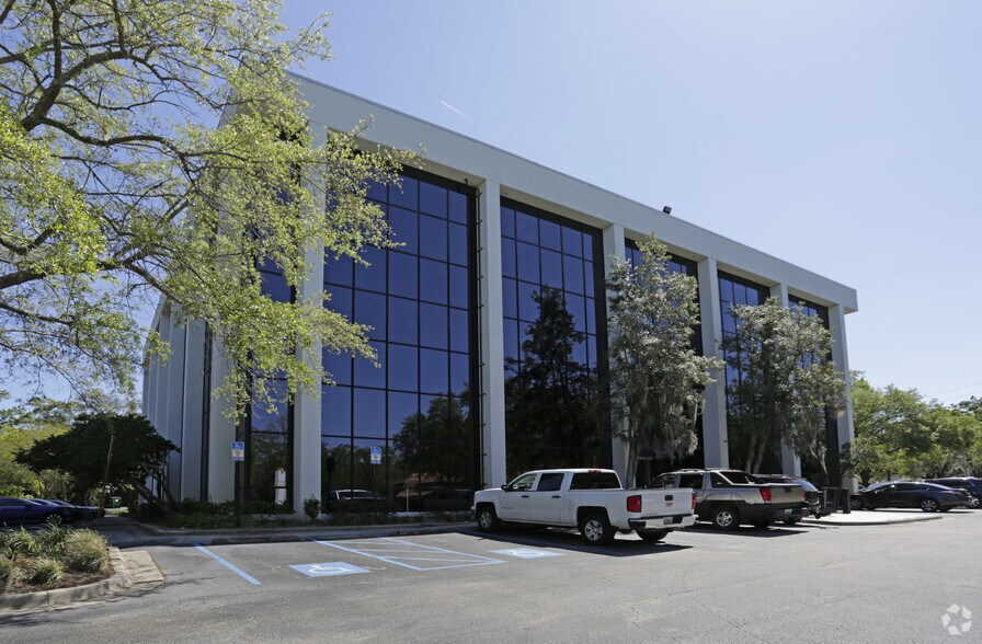 More Photos Of 4811 Beach Blvd, Jacksonville Office For Lease