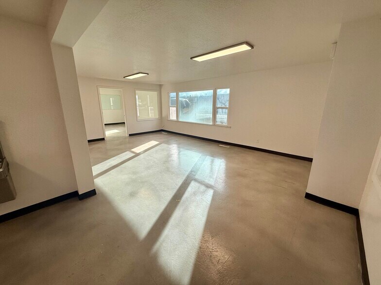 More Photos Of 15 E 700 N, Orem Coworking Space