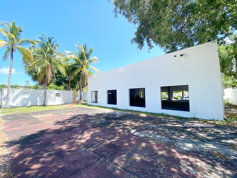 More Photos Of 4900 NE 2nd Ave, Miami Freestanding For Lease