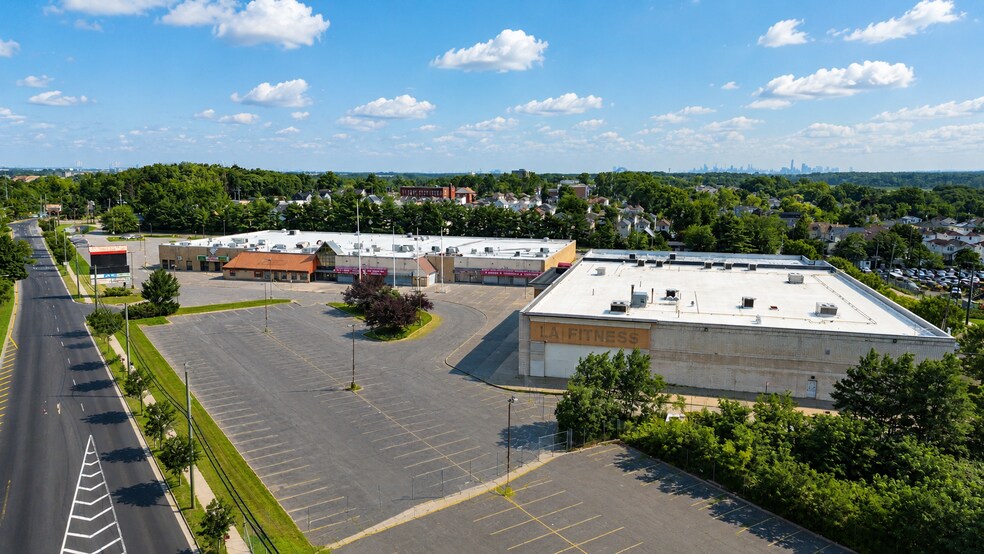 More Photos Of , Staten Island General Retail For Sale