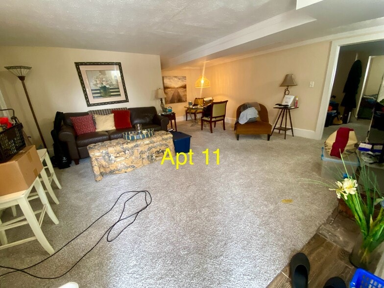 More Photos Of 406 N Loudoun St, Winchester Apartments For Sale