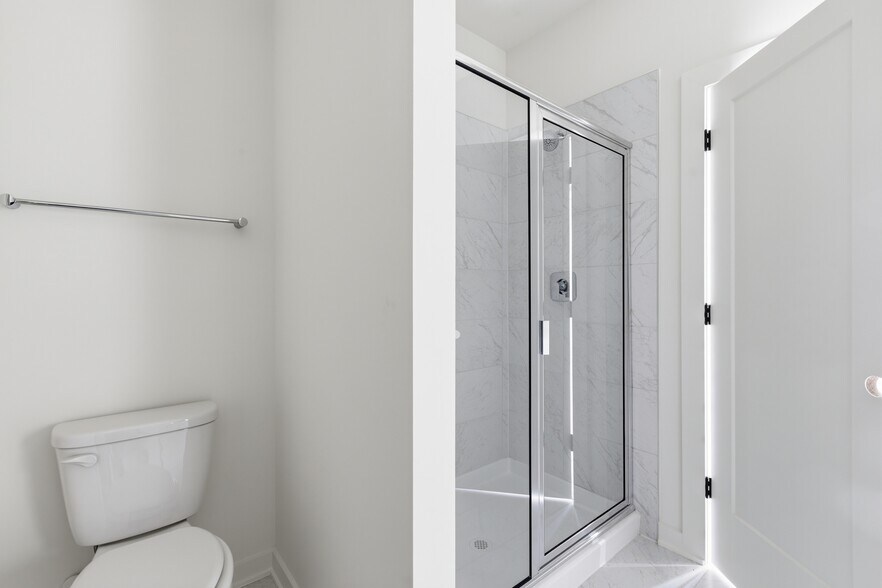 More Photos Of 3824 Mitchell Mill Rd, Raleigh Apartments For Sale