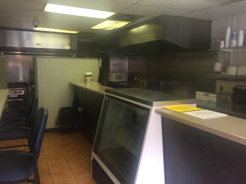 More Photos Of 885-889 N Howard St, Baltimore Restaurant For Sale
