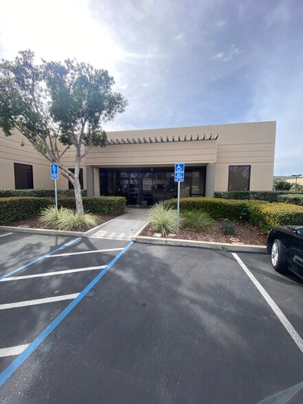 More Photos Of 365 Woodview Ave, Morgan Hill Warehouse For Lease