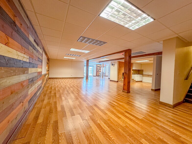 More Photos Of 2100 Gravel Springs Rd, Buford Medical For Lease