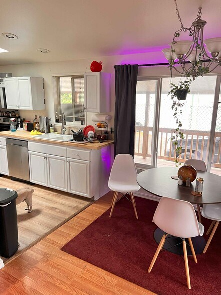 More Photos Of 17551 SE Highway 224, Damascus Manufacturing For Sale