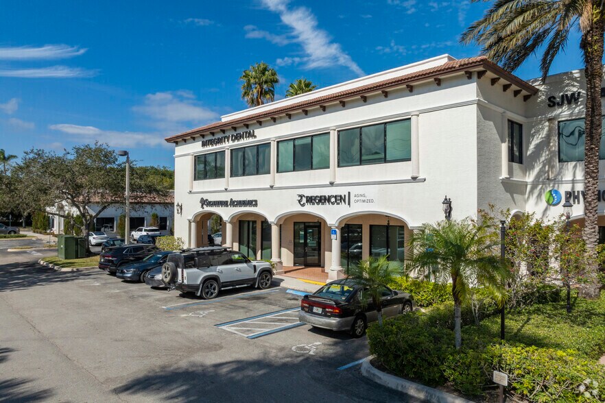 More Photos Of 12300 S Shore Blvd, Wellington Medical For Lease