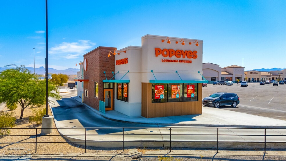 More Photos Of 2350 Miracle Mile, Bullhead City General Retail For Sale