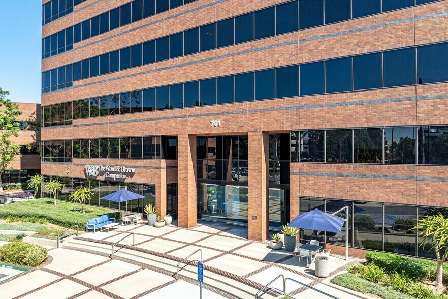 More Photos Of 701 S Parker St, Orange Office For Lease