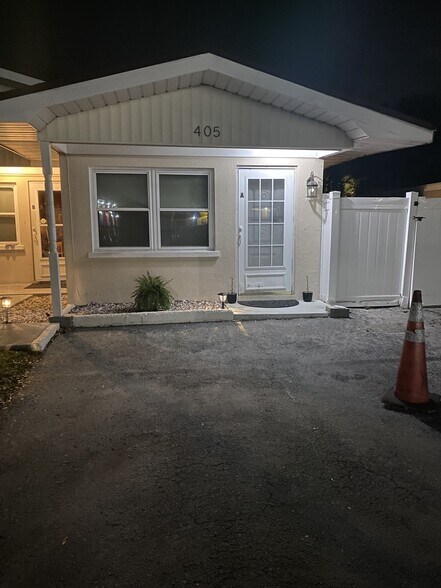 More Photos Of 405 S Orion Ave, Clearwater Multifamily For Sale