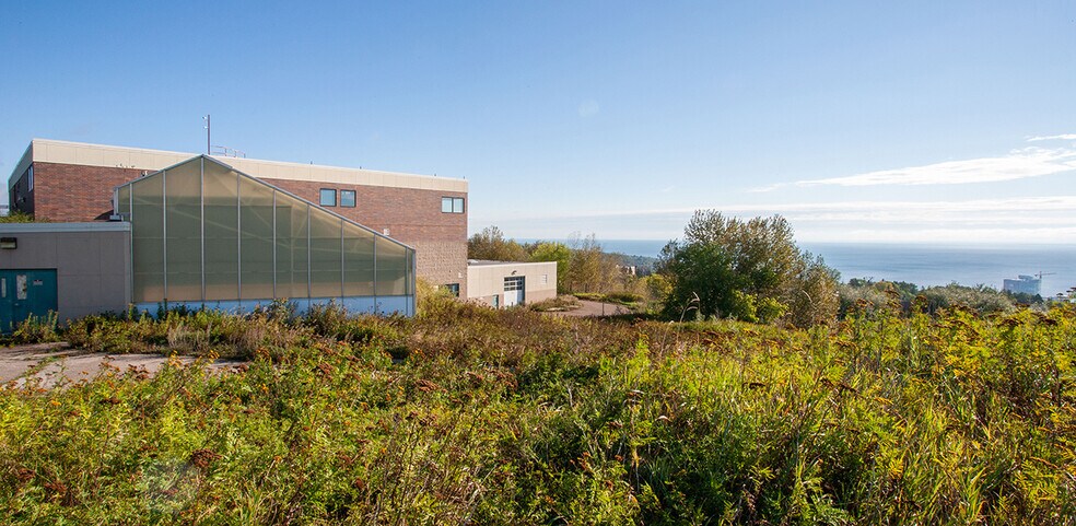 More Photos Of 802 E Central Entrance, Duluth Schools For Lease