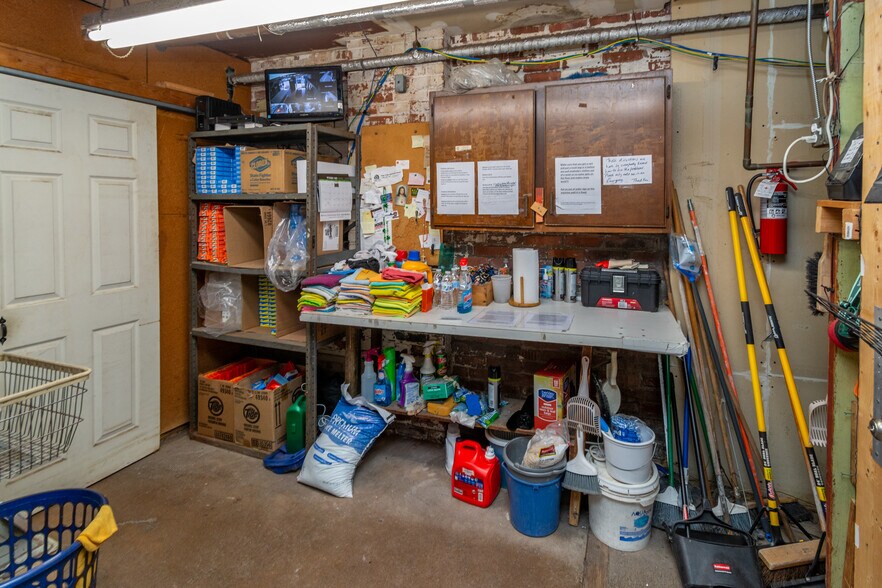 More Photos Of 99 S Main St, Lambertville Storefront For Sale