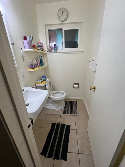 More Photos Of 2360 Mammoth Dr, San Jose Apartments For Sale