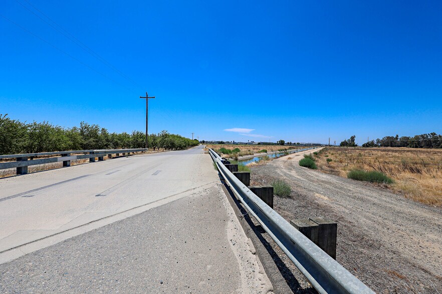 More Photos Of 1777 Bird Rd, Livingston Land For Sale