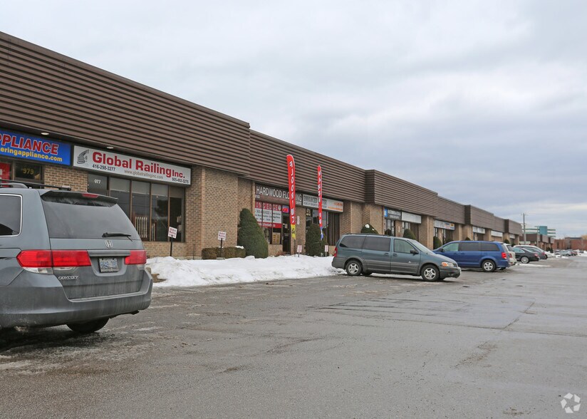 More Photos Of 963-979 Brock Rd, Pickering Flex For Lease