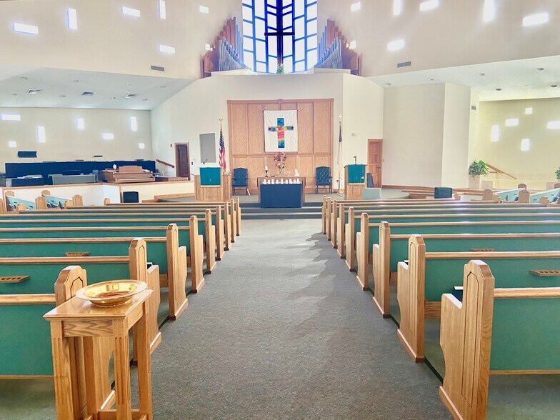More Photos Of 11924 San Jose Blvd, Jacksonville Religious Facility For Sale