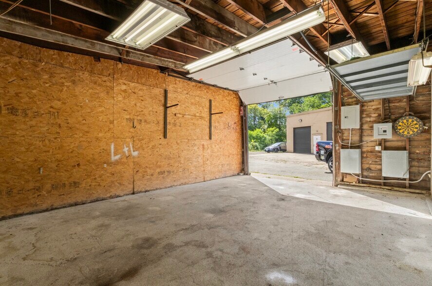 More Photos Of 80 Jackson Flat Rd, Hope Industrial For Sale