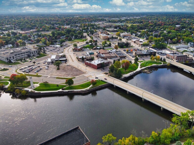 Primary Photo Of 180 1st St N, Wisconsin Rapids Storefront Retail Residential For Sale