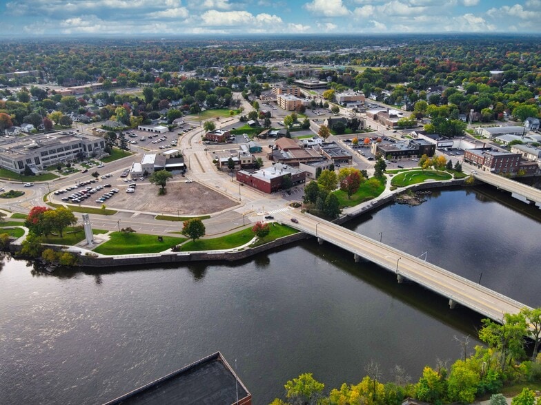 Primary Photo Of 210 1st St N, Wisconsin Rapids Storefront Retail Residential For Sale
