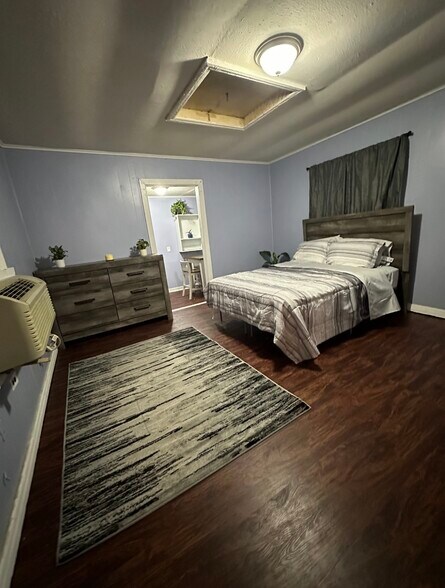 More Photos Of 1220 W 7th St, Texarkana Apartments For Sale