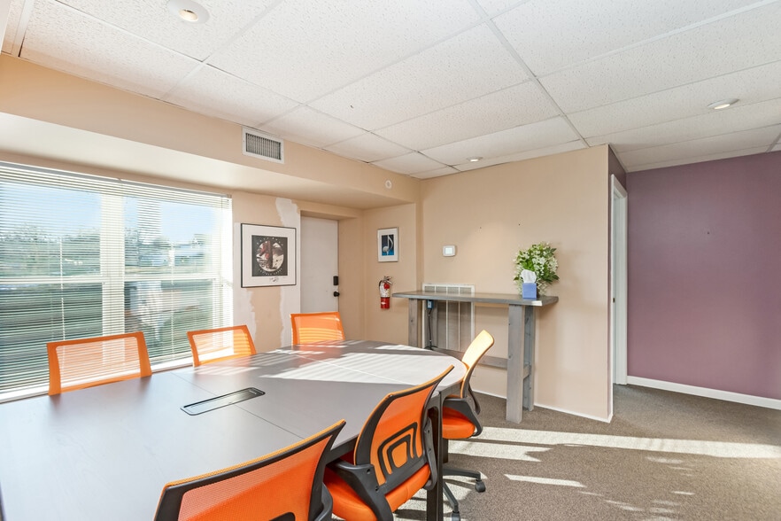 More Photos Of 116 N Main St, Goodlettsville Office Residential For Lease