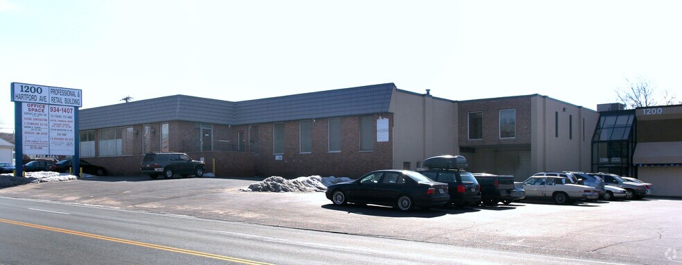 More Photos Of 1200 Hartford Ave, Johnston Light Manufacturing For Lease