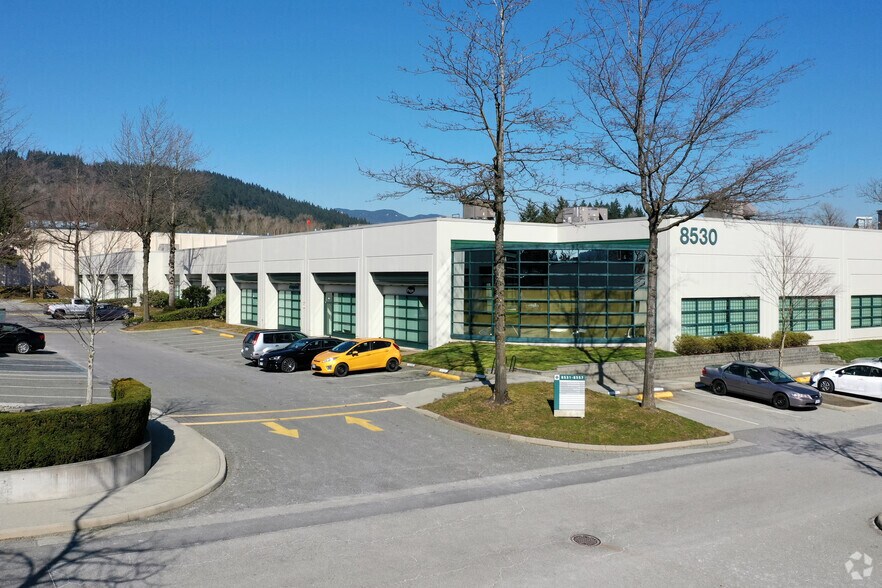 More Photos Of 8541 Commerce Crt, Burnaby Light Distribution For Lease