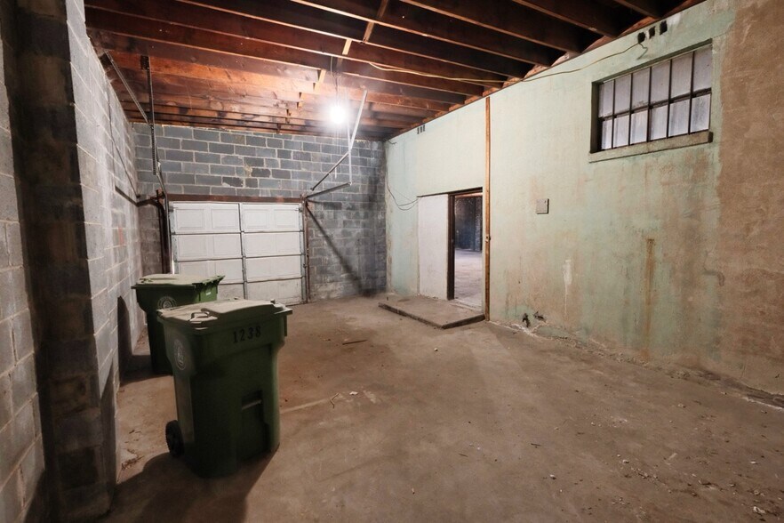 More Photos Of 1238 E Saint Georges Ave, Linden Freestanding For Sale