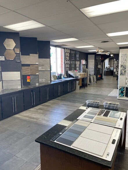 More Photos Of 6354 Warren Dr, Norcross Distribution For Sale