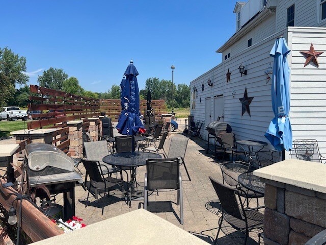 More Photos Of 145 New England Pl, Stillwater Storefront Retail Office For Sale
