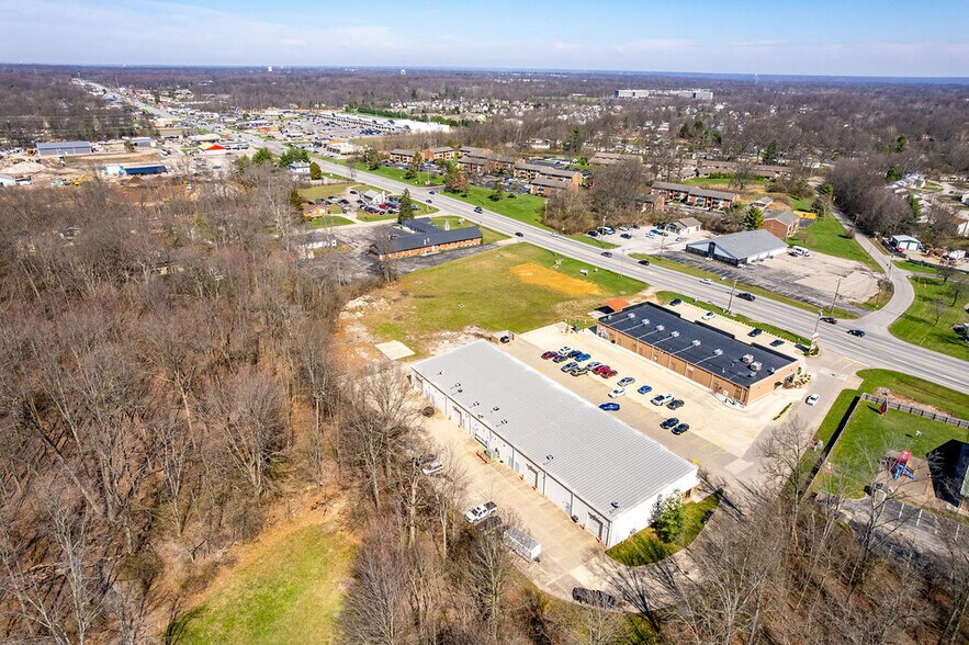 More Photos Of 1301 Ohio Pike, Amelia Storefront For Lease