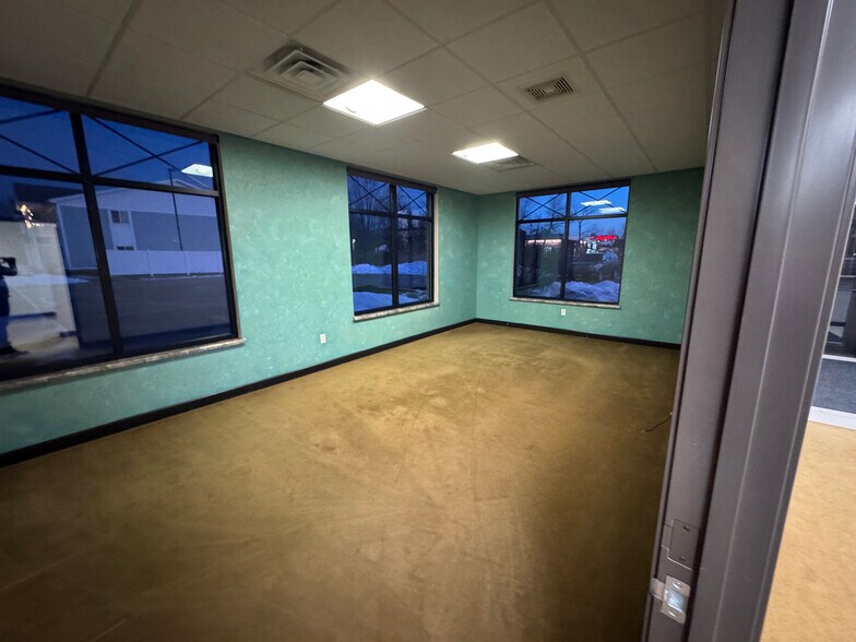 More Photos Of 525 N Peters Ave, Fond Du Lac Unknown For Lease