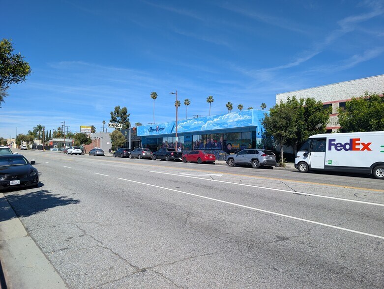 More Photos Of 6512 San Fernando Rd, Glendale Office For Sale