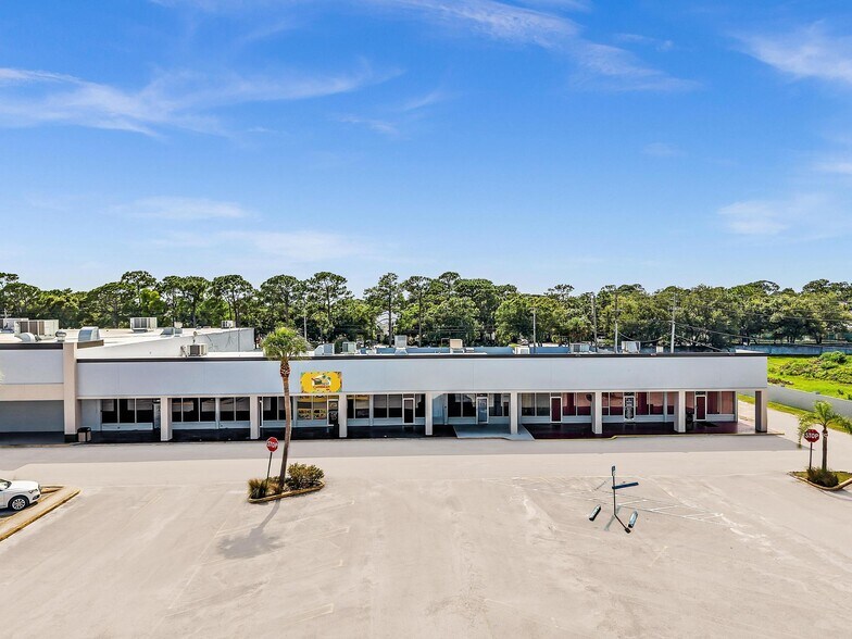 More Photos Of 7121-7177 S US Highway 1, Port Saint Lucie General Retail For Lease