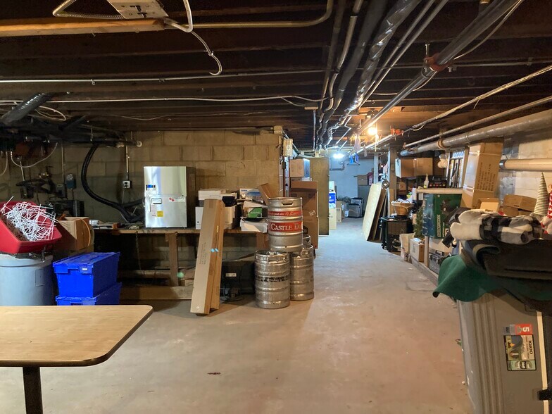 More Photos Of 2023 W Superior St, Duluth Storefront Retail Residential For Sale