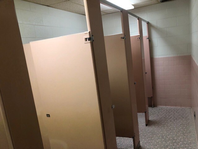 More Photos Of 3317 Benson St, Detroit Religious Facility For Lease