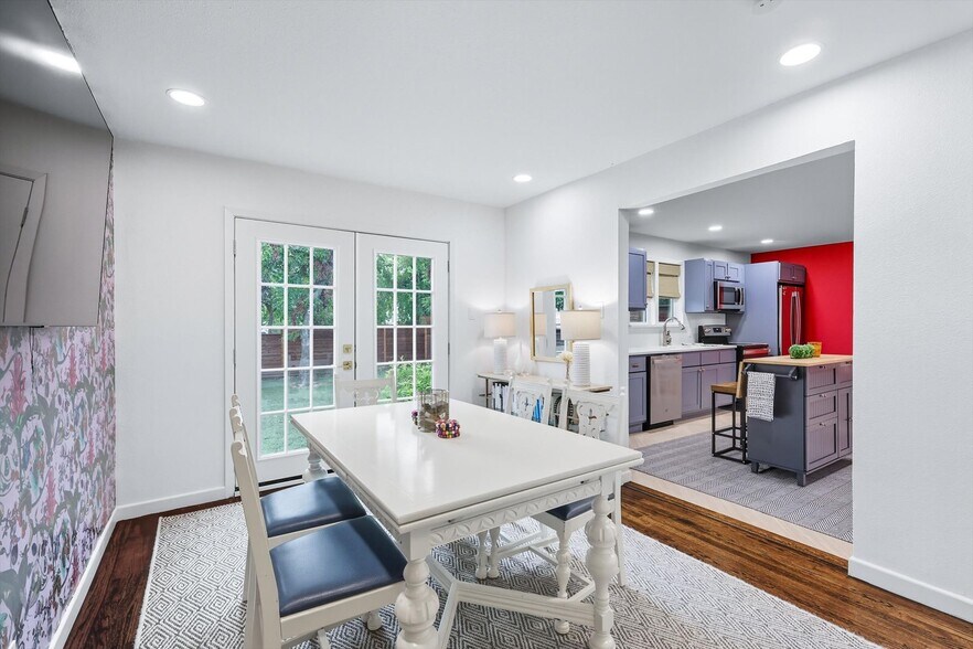 More Photos Of 3613 Washburn Ave, Fort Worth Loft Creative Space For Sale