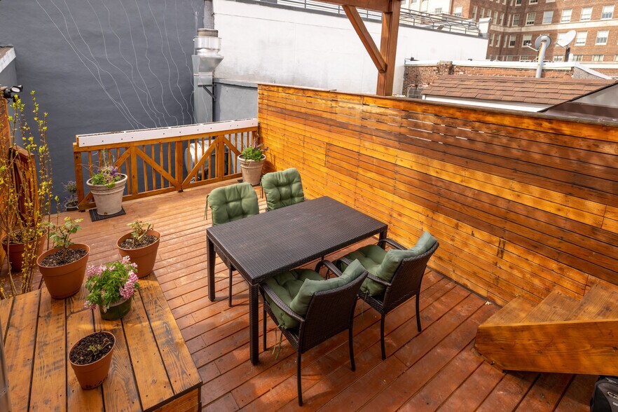 More Photos Of 132 Chestnut St, Philadelphia Loft Creative Space For Sale